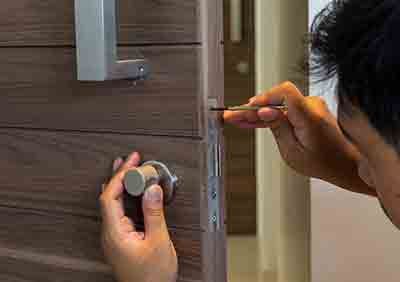 Locksmith in Brooklyn Park